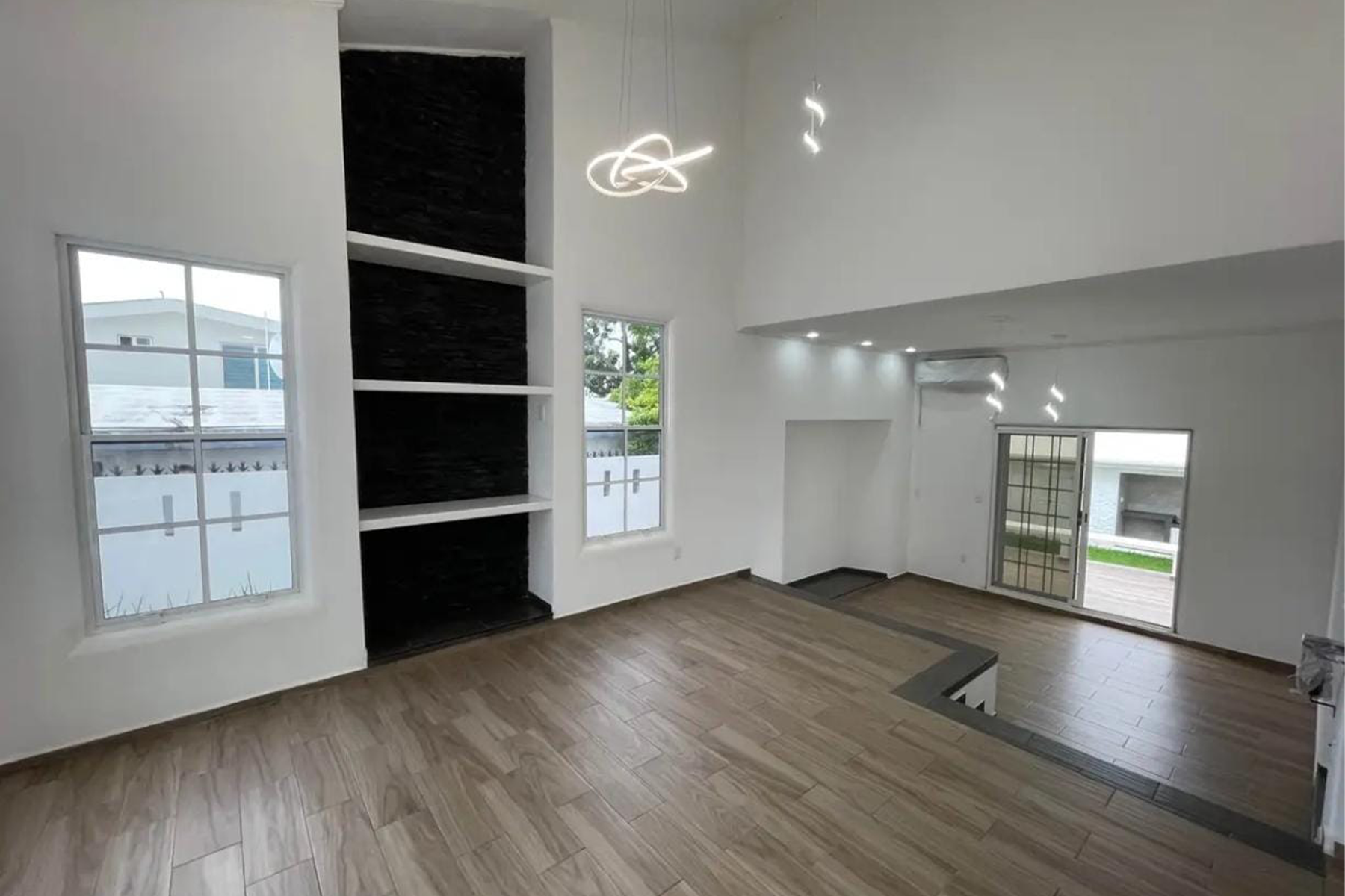 Bonita Casa en Venta Loma del Gallo - Imagen 6