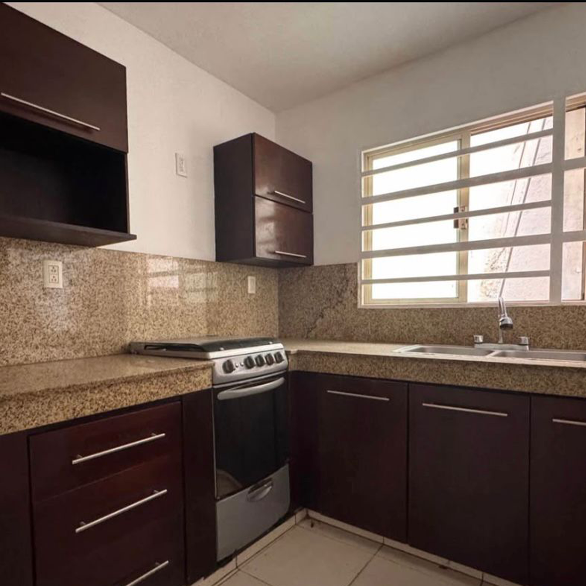Hermosa Casa en Venta: Norte Tampico - Imagen 2